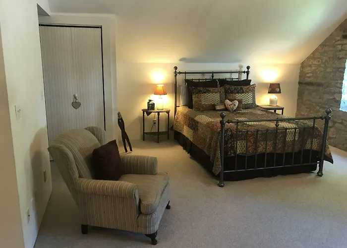 Corner George (adults Only) 2*