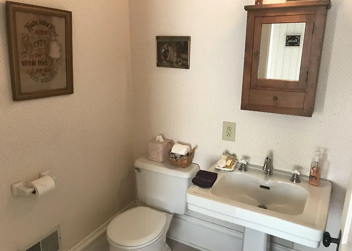 Corner George (adults Only) 2*
